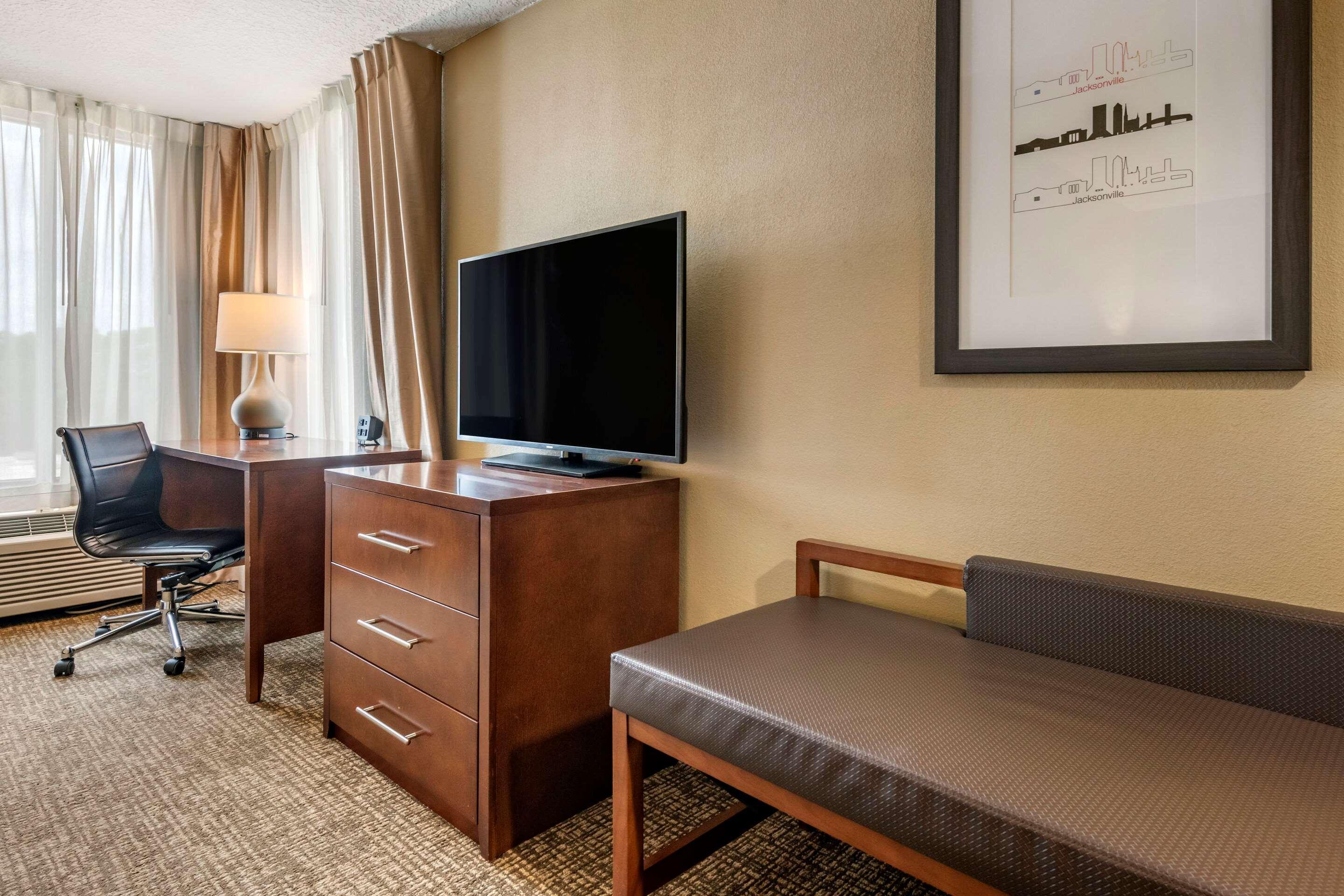 Comfort Suites Baymeadows Near Butler Blvd Jacksonville Kültér fotó