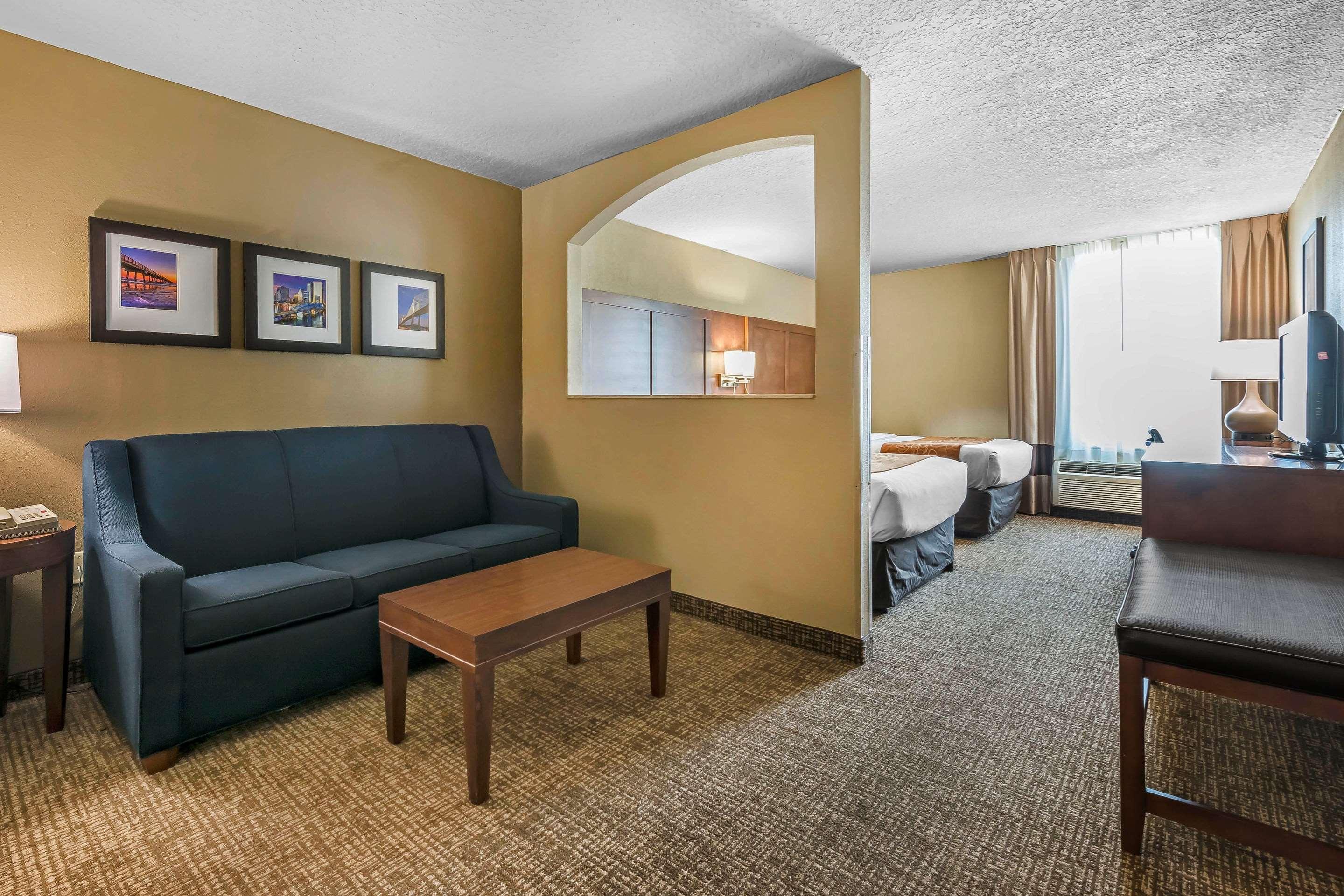 Comfort Suites Baymeadows Near Butler Blvd Jacksonville Kültér fotó