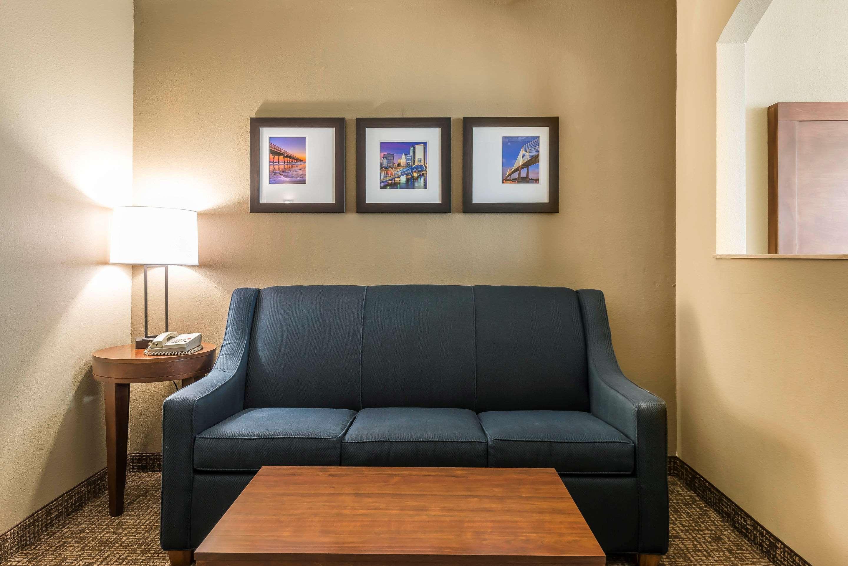 Comfort Suites Baymeadows Near Butler Blvd Jacksonville Kültér fotó