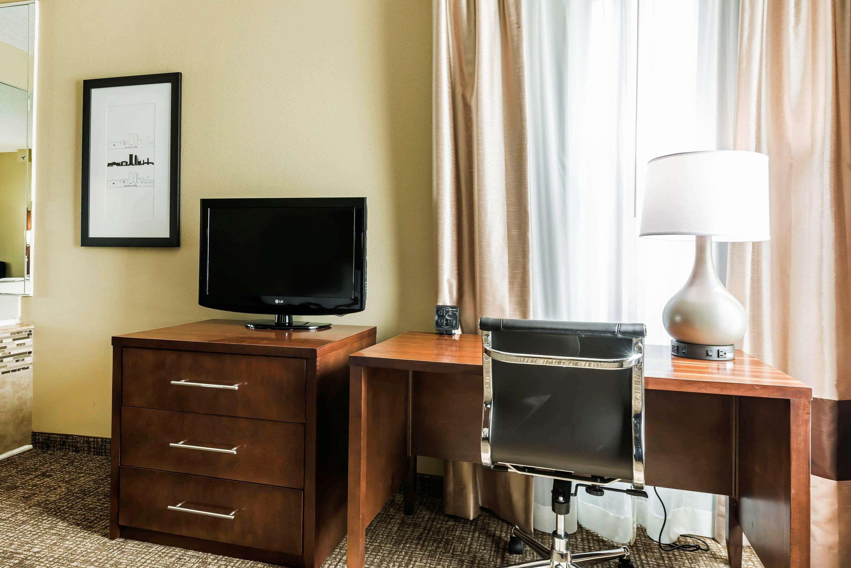 Comfort Suites Baymeadows Near Butler Blvd Jacksonville Kültér fotó