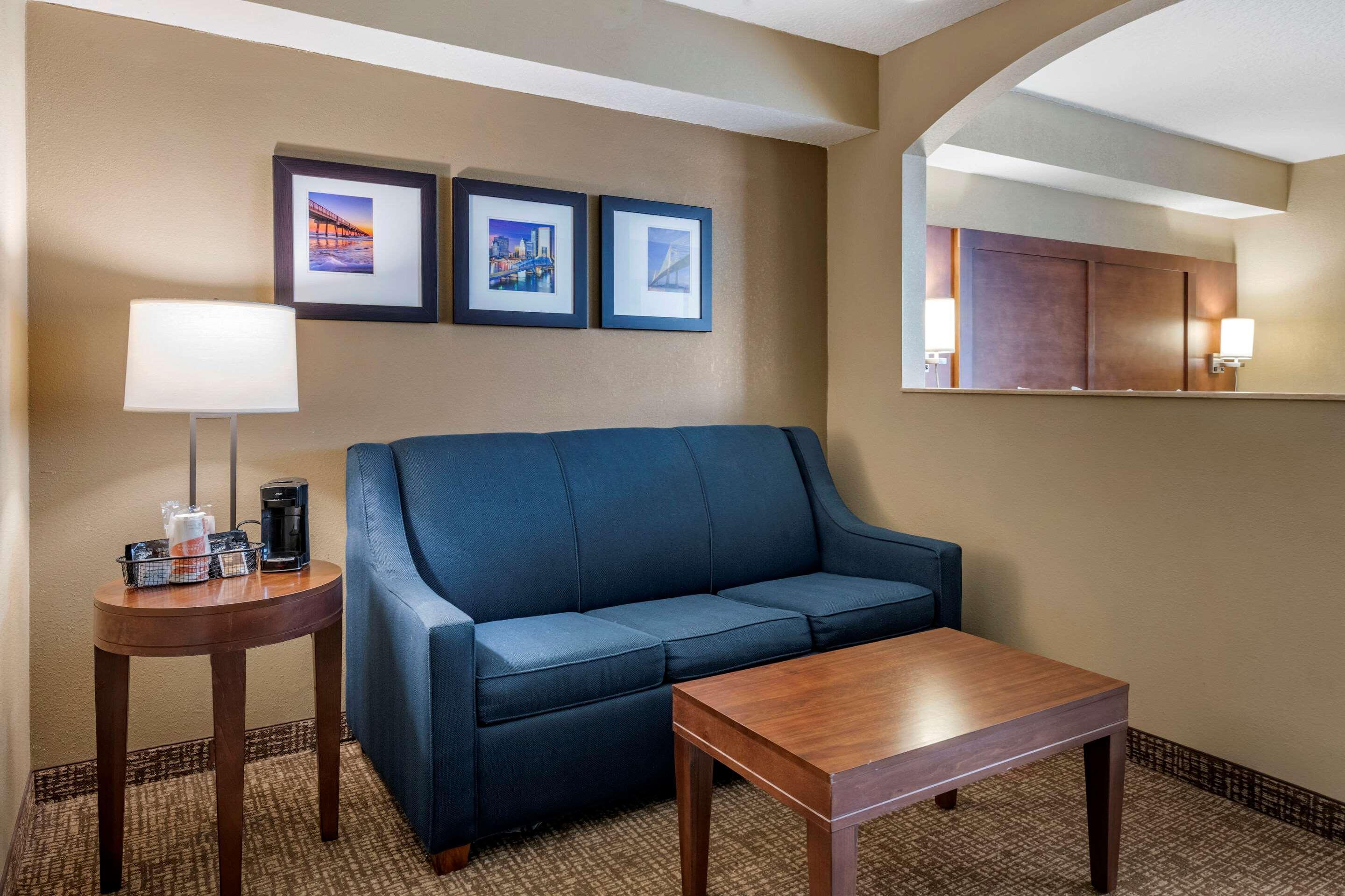 Comfort Suites Baymeadows Near Butler Blvd Jacksonville Kültér fotó