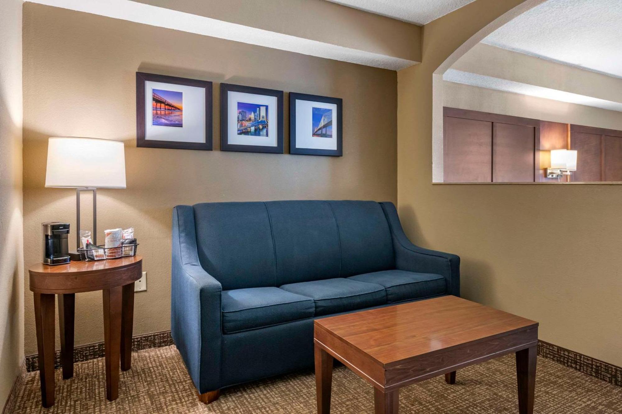 Comfort Suites Baymeadows Near Butler Blvd Jacksonville Kültér fotó