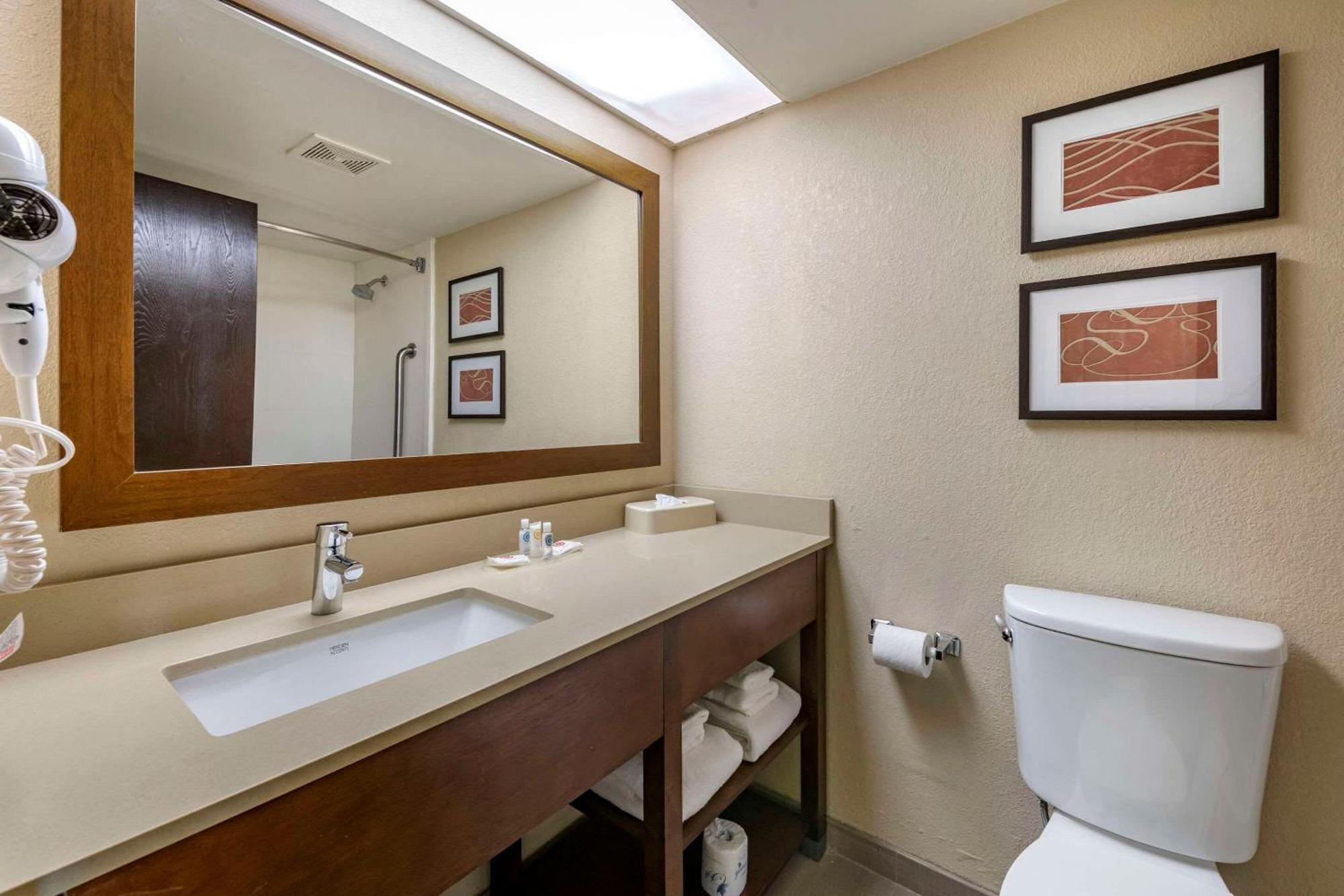 Comfort Suites Baymeadows Near Butler Blvd Jacksonville Kültér fotó