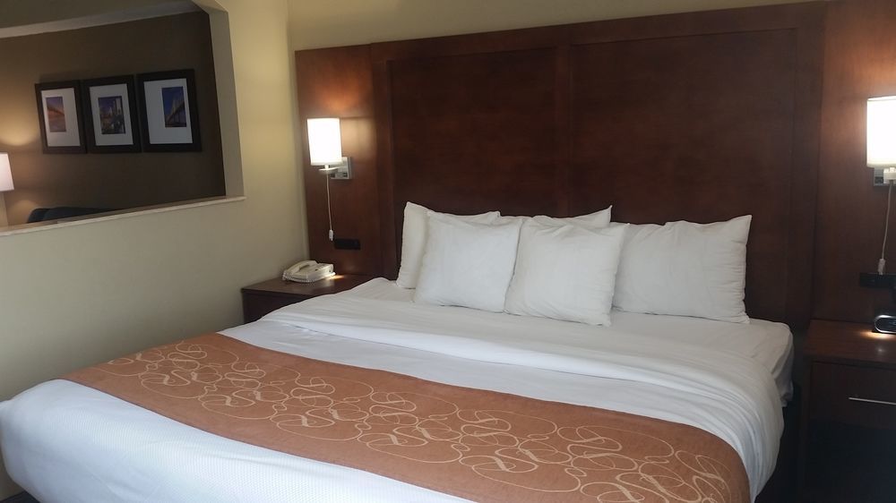 Comfort Suites Baymeadows Near Butler Blvd Jacksonville Kültér fotó