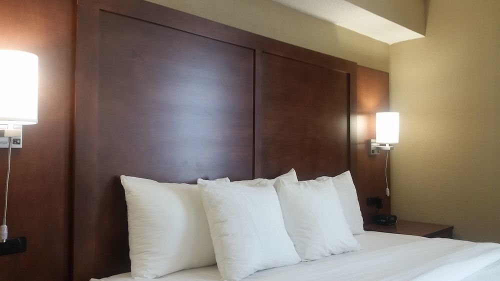 Comfort Suites Baymeadows Near Butler Blvd Jacksonville Kültér fotó